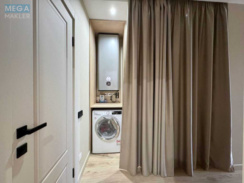 Продаж 3 кімнатної квартири (84/36/24), 11 пов. 25 пов. будинку, <a class="location-link" href="/kiev/" title="Недвижимость Київ">Київ</a>, <a class="location-link" href="/kiev/darnickij/" title="Недвижимость Дарницький район">Дарницький р-н</a>, Днепровская наб., 18А (изображение 10)