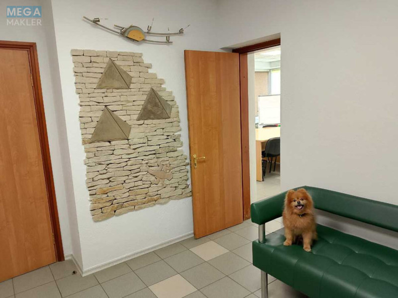 Оренда комерційної нерухомості, 105&nbsp;кв.м, под офис, <a class="location-link" href="/kiev/" title="Недвижимость Київ">Київ</a>, <a class="location-link" href="/kiev/obolonskij/" title="Недвижимость Оболонский район">Оболонский р-н</a>, Маршала Тимошенка вул., 29в (изображение 4)