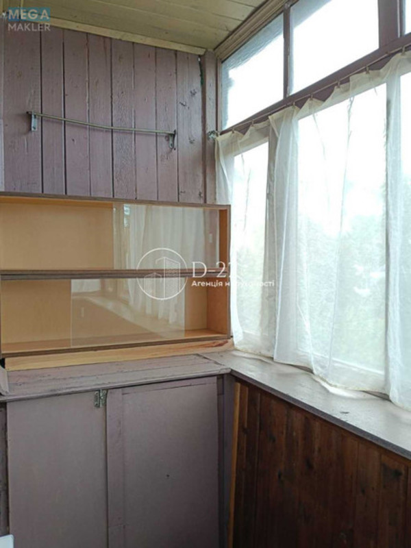 Продаж 1 кімнатної квартири (35,2/19,2/5,7), 3 пов. 5 пов. будинку, <a class="location-link" href="/kiev/" title="Недвижимость Київ">Київ</a>, <a class="location-link" href="/kiev/darnickij/" title="Недвижимость Дарницький район">Дарницький р-н</a>, Євгена Харченка вул., 43 (изображение 8)