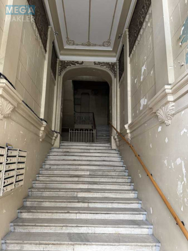 Оренда комерційної нерухомості, 195&nbsp;кв.м, под офис, <a class="location-link" href="/kiev/" title="Недвижимость Київ">Київ</a>, <a class="location-link" href="/kiev/shevchenkovskij/" title="Недвижимость Шевченківський район">Шевченківський р-н</a>, Саксаганського вул., 99 (изображение 3)