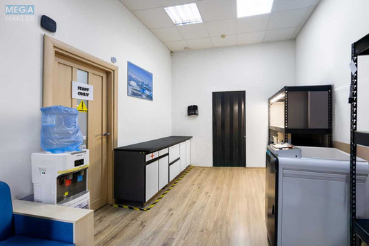 Продаж комерційної нерухомості, 65&nbsp;кв.м, под магазин, <a class="location-link" href="/lviv/" title="Недвижимость Львів">Львів</a>, <a class="location-link" href="/lviv/galickij/" title="Недвижимость Галицький район">Галицький р-н</a>, Вербицького (изображение 3)