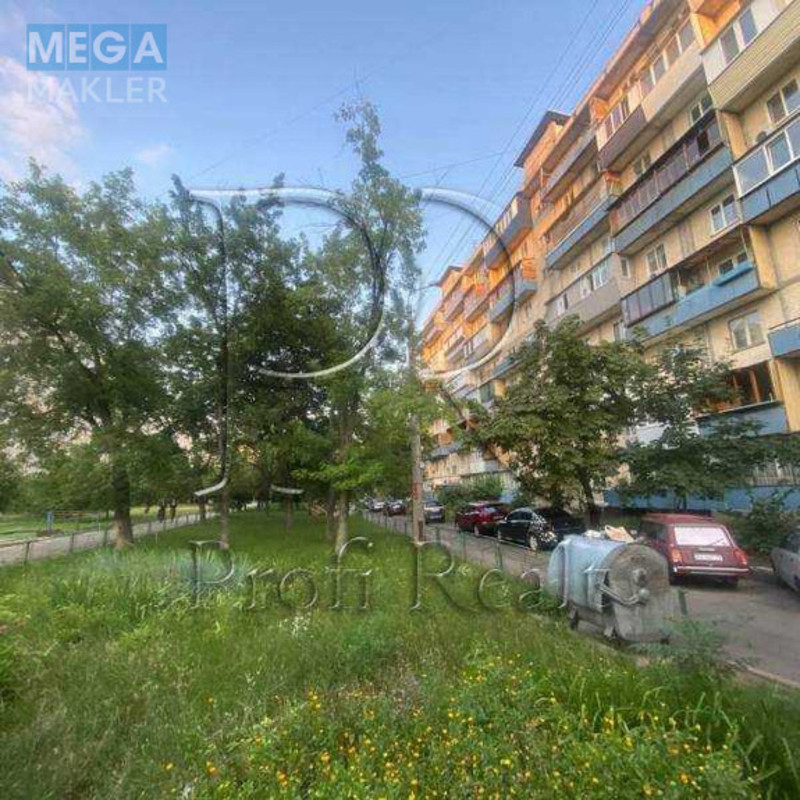 Продаж 3 кімнатної квартири (62/41/7), 5 пов. 9 пов. будинку, <a class="location-link" href="/kiev/" title="Недвижимость Київ">Київ</a>, <a class="location-link" href="/kiev/obolonskij/" title="Недвижимость Оболонський район">Оболонський р-н</a>, Оболонський проспект, 12А (изображение 10)