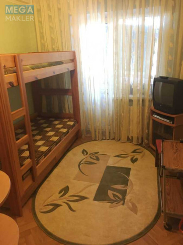 Оренда 3 кімнатної квартири, <a class="location-link" href="/kiev/" title="Недвижимость Київ">Київ</a>, <a class="location-link" href="/kiev/obolonskij/" title="Недвижимость Оболонський район">Оболонський р-н</a>, Архипенка Олександра вул., 8 (изображение 10)