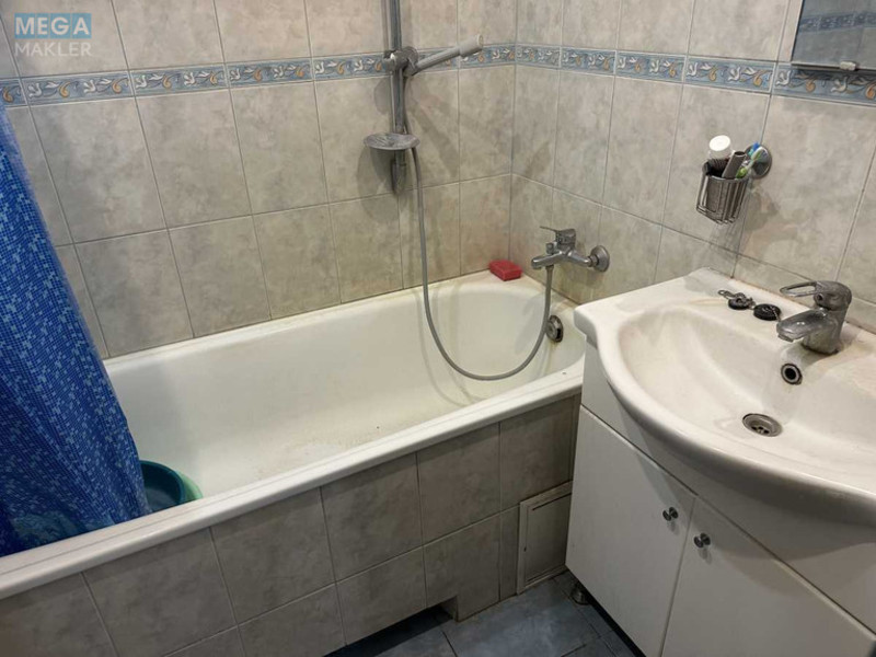 Продаж 1 кімнатної квартири (46/20/12), 6 пов. 9 пов. будинку, <a class="location-link" href="/kiev/" title="Недвижимость Київ">Київ</a>, <a class="location-link" href="/kiev/solomenskij/" title="Недвижимость Солом'янський район">Солом'янський р-н</a>, Дашавская ул., 25 (изображение 11)