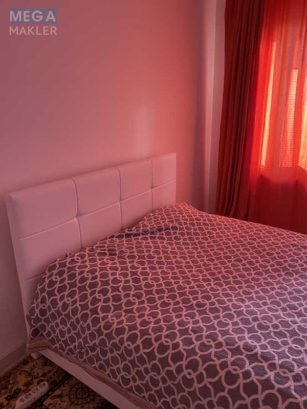 Оренда 2 кімнатної квартири, <a class="location-link" href="/kiev/" title="Недвижимость Київ">Київ</a>, <a class="location-link" href="/kiev/podolskij/" title="Недвижимость Подольский район">Подольский р-н</a>, Академіка Заболотного вул., 102 (изображение 2)