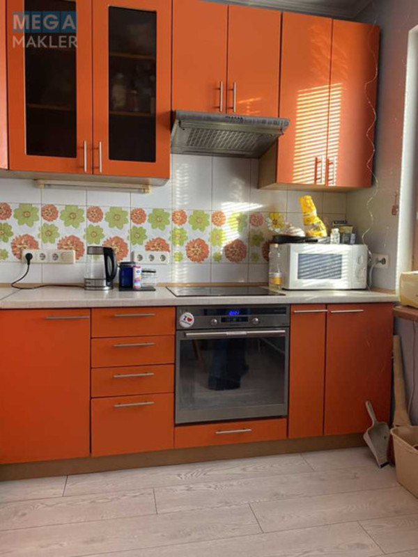 Оренда 2 кімнатної квартири, <a class="location-link" href="/kiev/" title="Недвижимость Київ">Київ</a>, <a class="location-link" href="/kiev/podolskij/" title="Недвижимость Подольский район">Подольский р-н</a>, Академіка Заболотного вул., 102 (изображение 8)