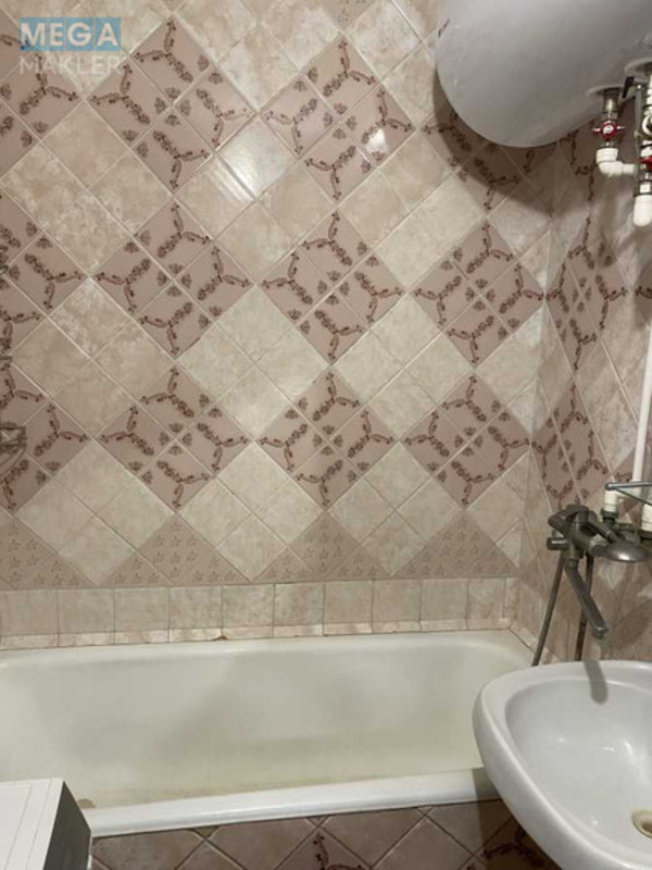 Оренда 2 кімнатної квартири, <a class="location-link" href="/kiev/" title="Недвижимость Київ">Київ</a>, <a class="location-link" href="/kiev/podolskij/" title="Недвижимость Подольский район">Подольский р-н</a>, Академіка Заболотного вул., 102 (изображение 11)