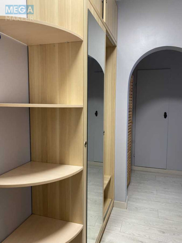 Оренда 2 кімнатної квартири, <a class="location-link" href="/kiev/" title="Недвижимость Київ">Київ</a>, <a class="location-link" href="/kiev/podolskij/" title="Недвижимость Подольский район">Подольский р-н</a>, Академіка Заболотного вул., 102 (изображение 15)