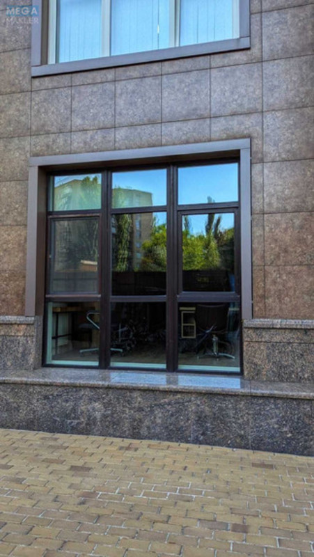 Оренда комерційної нерухомості, 98&nbsp;кв.м, <a class="location-link" href="/kiev/" title="Недвижимость Київ">Київ</a>, <a class="location-link" href="/kiev/shevchenkovskij/" title="Недвижимость Шевченківський район">Шевченківський р-н</a>, Глибочицька вул., 32в (изображение 23)