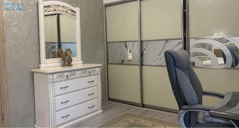 Продаж дома, 2&nbsp;поверху, 200&nbsp;кв.м, 4&nbsp;кімнати, ділянка 5&nbsp;соток, <a class="location-link" href="/chabany/" title="Недвижимость Чабані">Чабани</a>, Віта почтова (изображение 5)