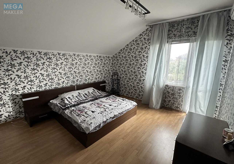 Продаж дома, 2&nbsp;поверху, 167&nbsp;кв.м, 6&nbsp;кімнат, ділянка 5&nbsp;соток, <a class="location-link" href="/kiev/" title="Недвижимость Київ">Київ</a>, <a class="location-link" href="/kiev/darnickij/" title="Недвижимость Дарницький район">Дарницький р-н</a>, 100-я Садовая ул. (изображение 2)