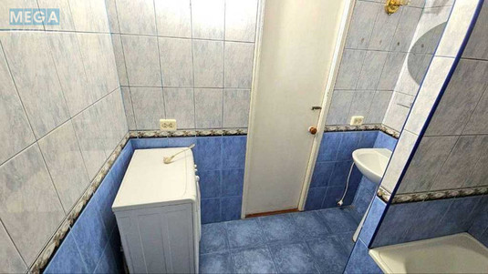 Продаж 1 кімнатної квартири (33/16/8), 13 пов. 16 пов. будинку, <a class="location-link" href="/kiev/" title="Недвижимость Київ">Київ</a>, <a class="location-link" href="/kiev/svyatoshinskij/" title="Недвижимость Святошинський район">Святошинський р-н</a>, Победы просп., 95 (изображение 7)