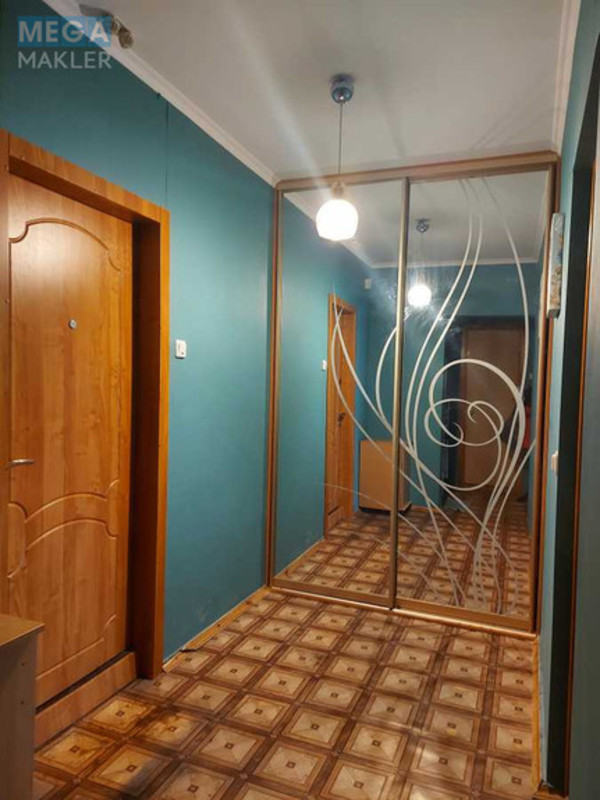 Оренда 1 кімнатної квартири, <a class="location-link" href="/kiev/" title="Недвижимость Київ">Київ</a>, <a class="location-link" href="/kiev/svyatoshinskij/" title="Недвижимость Святошинский район">Святошинский р-н</a>, Владимира Маяковского просп., 91в (изображение 9)