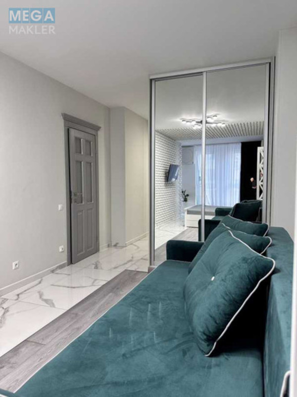 Оренда 1 кімнатної квартири, <a class="location-link" href="/kiev/" title="Недвижимость Київ">Київ</a>, <a class="location-link" href="/kiev/goloseevskij/" title="Недвижимость Голосіївський район">Голосіївський р-н</a>, Владимира Антоновича ул., 74 (изображение 4)