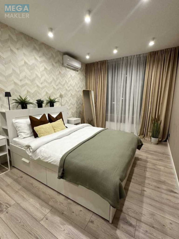 Продаж 2 кімнатної квартири (77/?/20), 4 пов. 25 пов. будинку, <a class="location-link" href="/kiev/" title="Недвижимость Київ">Київ</a>, <a class="location-link" href="/kiev/pecherskij/" title="Недвижимость Печерський район">Печерський р-н</a>, Ділова вул., 1/2 (изображение 4)