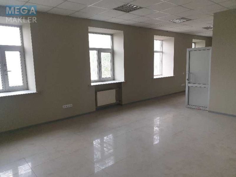 Продаж комерційної нерухомості, 137,70&nbsp;кв.м, под офис, <a class="location-link" href="/kiev/" title="Недвижимость Київ">Київ</a>, <a class="location-link" href="/kiev/pecherskij/" title="Недвижимость Печерский район">Печерский р-н</a>, Перемоги проеее, 45 (изображение 8)
