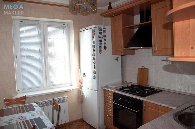 Оренда 1 кімнатної квартири, <a class="location-link" href="/kiev/" title="Недвижимость Київ">Київ</a>, <a class="location-link" href="/kiev/goloseevskij/" title="Недвижимость Голосіївський район">Голосіївський р-н</a>, Дмитра Луценка вул., 1б (изображение 3)