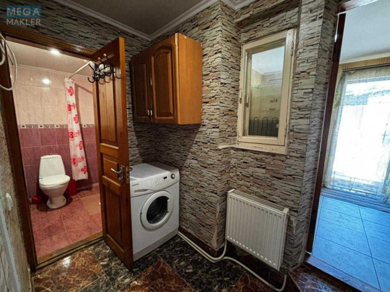 Оренда 1 кімнатної квартири, <a class="location-link" href="/odessa/" title="Недвижимость Одеса">Одеса</a>, <a class="location-link" href="/odessa/primorskij/" title="Недвижимость Приморський район">Приморський р-н</a>, Ломаный переулок, 1 (изображение 6)