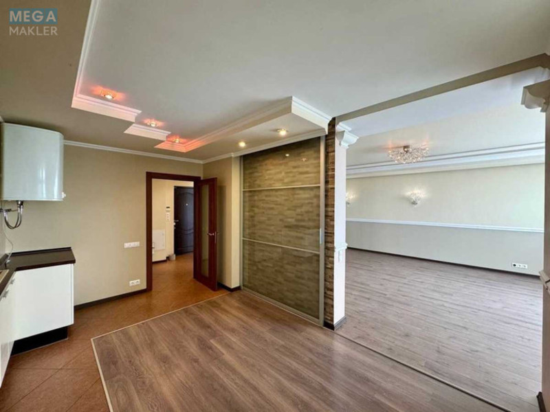 Продаж 4 кімнатної квартири (146/92/16), 9 пов. 22 пов. будинку, <a class="location-link" href="/kiev/" title="Недвижимость Київ">Київ</a>, <a class="location-link" href="/kiev/dneprovskij/" title="Недвижимость Дніпровський район">Дніпровський р-н</a>, Раисы Окипной ул., 10 (изображение 5)