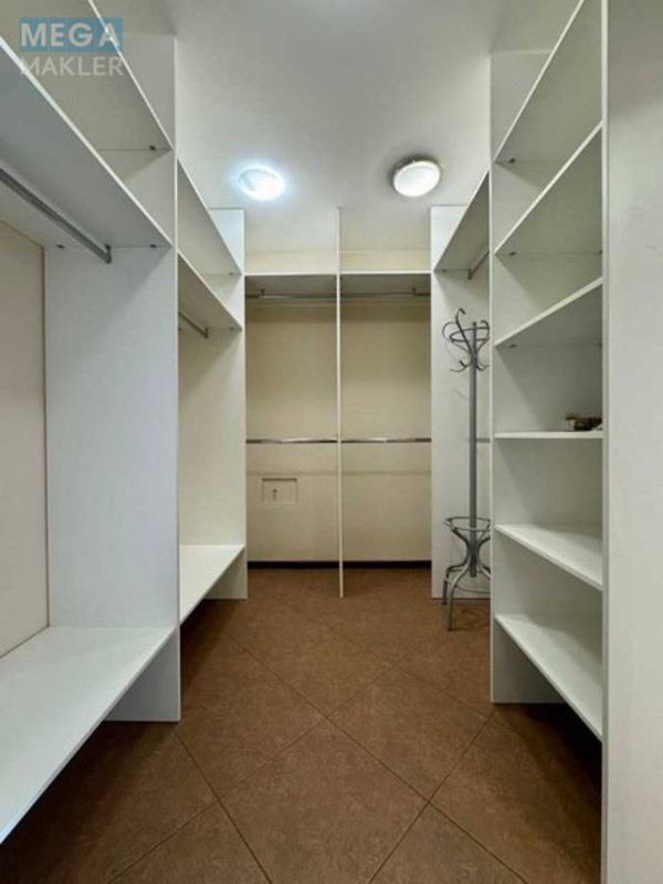 Продаж 4 кімнатної квартири (146/92/16), 9 пов. 22 пов. будинку, <a class="location-link" href="/kiev/" title="Недвижимость Київ">Київ</a>, <a class="location-link" href="/kiev/dneprovskij/" title="Недвижимость Дніпровський район">Дніпровський р-н</a>, Раисы Окипной ул., 10 (изображение 21)