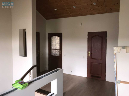 Продаж дома, 2&nbsp;поверху, 408&nbsp;кв.м, 7&nbsp;кімнат, ділянка 3&nbsp;сотки, <a class="location-link" href="/kiev/" title="Недвижимость Київ">Київ</a>, <a class="location-link" href="/kiev/goloseevskij/" title="Недвижимость Голосіївський район">Голосіївський р-н</a>, Добрый Путь ул., 63 (изображение 17)