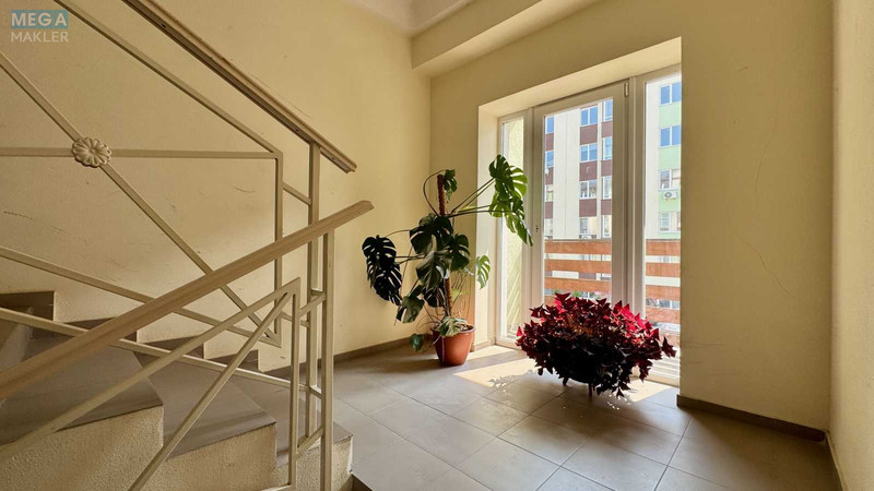 Продаж 3 кімнатної квартири (82/37/29), 4 пов. 4 пов. будинку, <a class="location-link" href="/kiev/" title="Недвижимость Київ">Київ</a>, <a class="location-link" href="/kiev/solomenskij/" title="Недвижимость Солом'янський район">Солом'янський р-н</a>, Ивана Билыка ул., 11 (изображение 14)