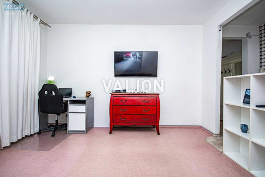 Продаж 2 кімнатної квартири (60/30,6/9,2), 10 пов. 16 пов. будинку, <a class="location-link" href="/kiev/" title="Недвижимость Київ">Київ</a>, <a class="location-link" href="/kiev/darnickij/" title="Недвижимость Дарницький район">Дарницький р-н</a>, Вишняківська вул., 5 (изображение 6)