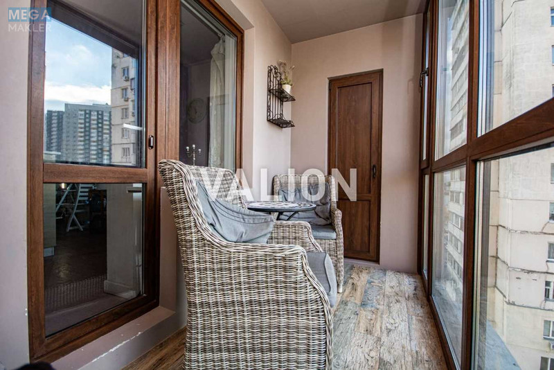 Продаж 2 кімнатної квартири (60/30,6/9,2), 10 пов. 16 пов. будинку, <a class="location-link" href="/kiev/" title="Недвижимость Київ">Київ</a>, <a class="location-link" href="/kiev/darnickij/" title="Недвижимость Дарницький район">Дарницький р-н</a>, Вишняківська вул., 5 (изображение 9)