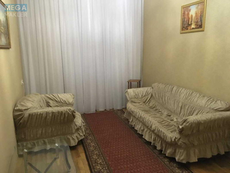 Оренда 2 кімнатної квартири, <a class="location-link" href="/odessa/" title="Недвижимость Одеса">Одеса</a>, <a class="location-link" href="/odessa/primorskij/" title="Недвижимость Приморський район">Приморський р-н</a>, Европейская площадь, 1 (изображение 2)