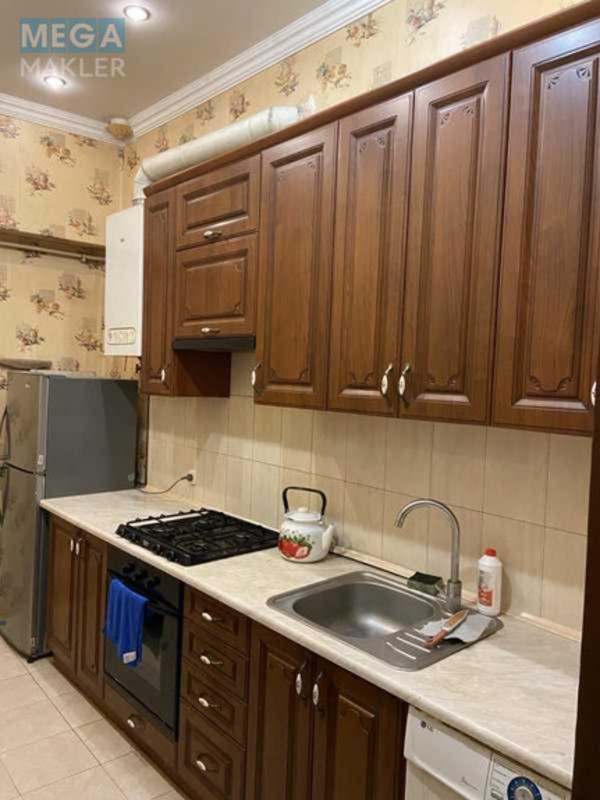 Оренда 2 кімнатної квартири, <a class="location-link" href="/odessa/" title="Недвижимость Одеса">Одеса</a>, <a class="location-link" href="/odessa/primorskij/" title="Недвижимость Приморський район">Приморський р-н</a>, Европейская площадь, 1 (изображение 6)