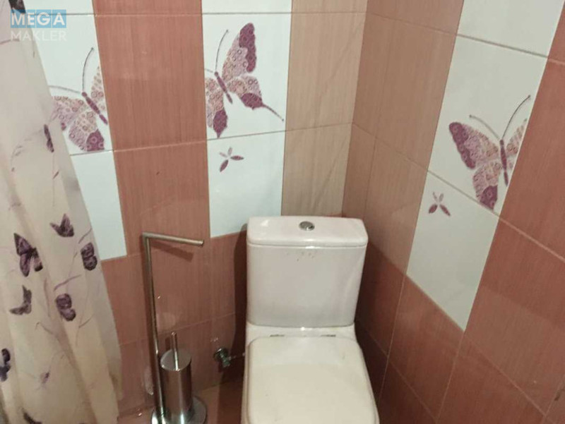 Оренда 2 кімнатної квартири, <a class="location-link" href="/odessa/" title="Недвижимость Одеса">Одеса</a>, <a class="location-link" href="/odessa/primorskij/" title="Недвижимость Приморський район">Приморський р-н</a>, Европейская площадь, 1 (изображение 8)