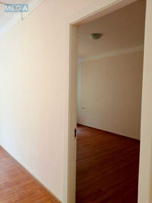 Продаж 3 кімнатної квартири (96,3/58/12,6), 1 пов. 5 пов. будинку, <a class="location-link" href="/kiev/" title="Недвижимость Київ">Київ</a>, <a class="location-link" href="/kiev/pecherskij/" title="Недвижимость Печерський район">Печерський р-н</a>, Лейпцигская ул., 2/37 (изображение 8)