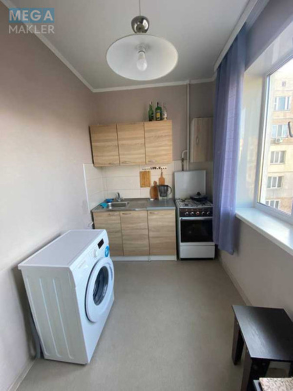 Оренда 1 кімнатної квартири, <a class="location-link" href="/kiev/" title="Недвижимость Київ">Київ</a>, <a class="location-link" href="/kiev/darnickij/" title="Недвижимость Дарницький район">Дарницький р-н</a>, Архитектора Вербицкого ул., 22/1 (изображение 7)