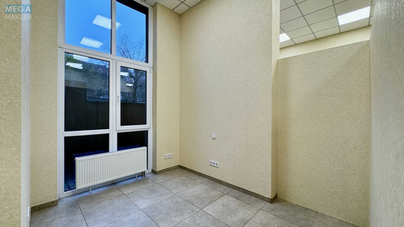 Оренда комерційної нерухомості, 61&nbsp;кв.м, <a class="location-link" href="/kiev/" title="Недвижимость Київ">Київ</a>, <a class="location-link" href="/kiev/goloseevskij/" title="Недвижимость Голосіївський район">Голосіївський р-н</a>, Валерія Лобановського просп., 144 (изображение 5)