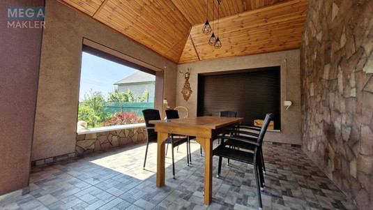 Продаж дома, 3&nbsp;поверху, 296&nbsp;кв.м, 7&nbsp;кімнат, ділянка 12&nbsp;соток, <a class="location-link" href="/mihajlovka-rubezhovka/" title="Недвижимость Михайлівка-Рубежівка">Михайлівка-Рубежівка</a>, Абрикосова (изображение 7)