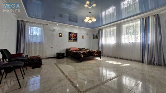 Продаж дома, 3&nbsp;поверху, 296&nbsp;кв.м, 7&nbsp;кімнат, ділянка 12&nbsp;соток, <a class="location-link" href="/mihajlovka-rubezhovka/" title="Недвижимость Михайлівка-Рубежівка">Михайлівка-Рубежівка</a>, Абрикосова (изображение 18)