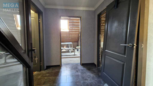 Продаж дома, 3&nbsp;поверху, 296&nbsp;кв.м, 7&nbsp;кімнат, ділянка 12&nbsp;соток, <a class="location-link" href="/mihajlovka-rubezhovka/" title="Недвижимость Михайлівка-Рубежівка">Михайлівка-Рубежівка</a>, Абрикосова (изображение 20)