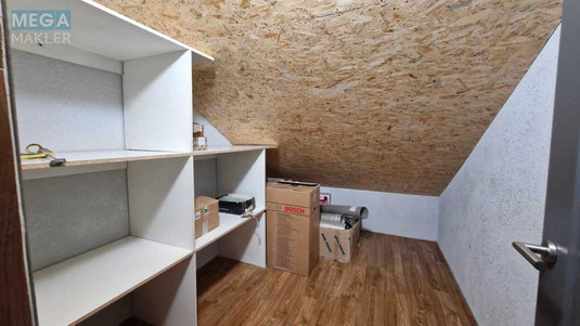 Продаж дома, 3&nbsp;поверху, 296&nbsp;кв.м, 7&nbsp;кімнат, ділянка 12&nbsp;соток, <a class="location-link" href="/mihajlovka-rubezhovka/" title="Недвижимость Михайлівка-Рубежівка">Михайлівка-Рубежівка</a>, Абрикосова (изображение 21)