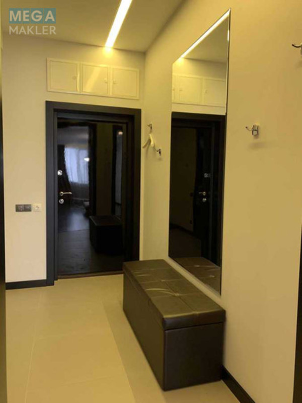 Оренда 1 кімнатної квартири, <a class="location-link" href="/kiev/" title="Недвижимость Київ">Київ</a>, <a class="location-link" href="/kiev/pecherskij/" title="Недвижимость Печерський район">Печерський р-н</a>, Саксаганського вул., 37к (изображение 10)