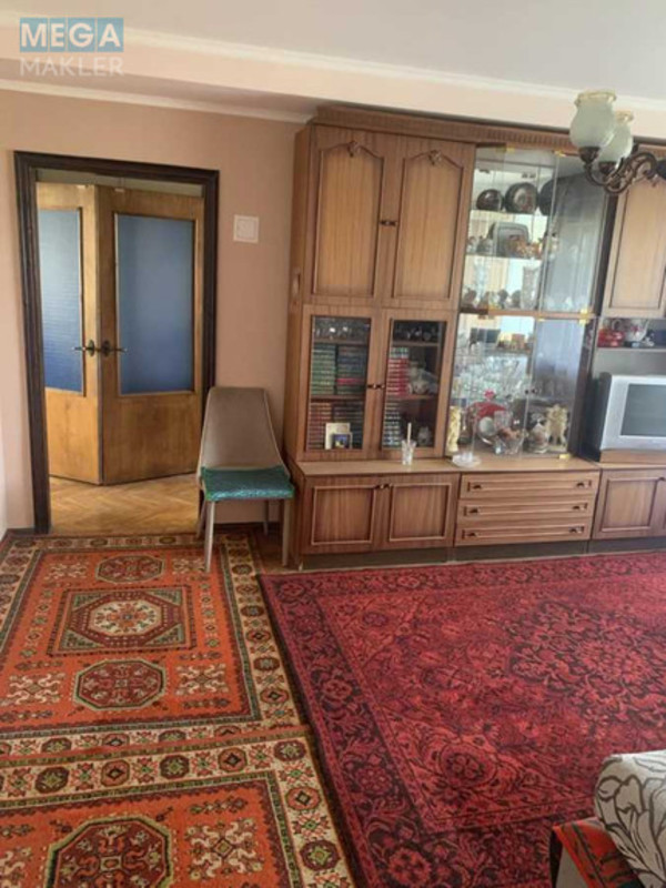 Оренда 3 кімнатної квартири, <a class="location-link" href="/kiev/" title="Недвижимость Київ">Київ</a>, <a class="location-link" href="/kiev/dneprovskij/" title="Недвижимость Дніпровський район">Дніпровський р-н</a>, Ентузіастів вул., 3/1 (изображение 4)