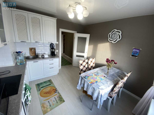 Оренда 2 кімнатної квартири, <a class="location-link" href="/kiev/" title="Недвижимость Київ">Київ</a>, <a class="location-link" href="/kiev/podolskij/" title="Недвижимость Подільський район">Подільський р-н</a>, Сергея Данченко ул., 1 (изображение 2)