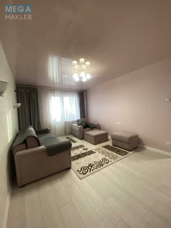 Оренда 2 кімнатної квартири, <a class="location-link" href="/kiev/" title="Недвижимость Київ">Київ</a>, <a class="location-link" href="/kiev/podolskij/" title="Недвижимость Подільський район">Подільський р-н</a>, Сергея Данченко ул., 1 (изображение 5)