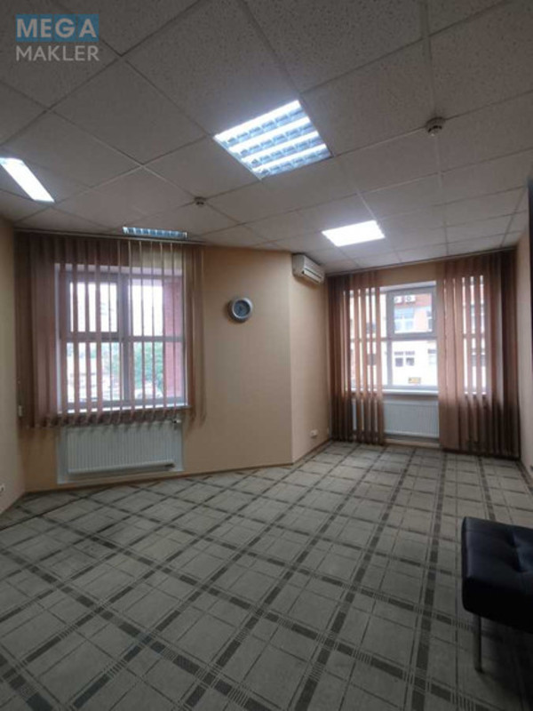 Оренда комерційної нерухомості, 183&nbsp;кв.м, под офис, <a class="location-link" href="/kiev/" title="Недвижимость Київ">Київ</a>, <a class="location-link" href="/kiev/svyatoshinskij/" title="Недвижимость Святошинський район">Святошинський р-н</a>, Академика Палладина просп., 18 (изображение 6)
