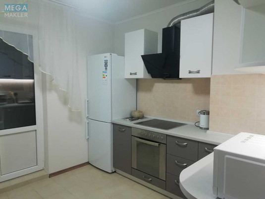 Продаж 1 кімнатної квартири (43/18/10), 21 пов. 25 пов. будинку, <a class="location-link" href="/kiev/" title="Недвижимость Київ">Київ</a>, <a class="location-link" href="/kiev/goloseevskij/" title="Недвижимость Голосіївський район">Голосіївський р-н</a>, Академіка Глушкова просп., 9є (изображение 4)