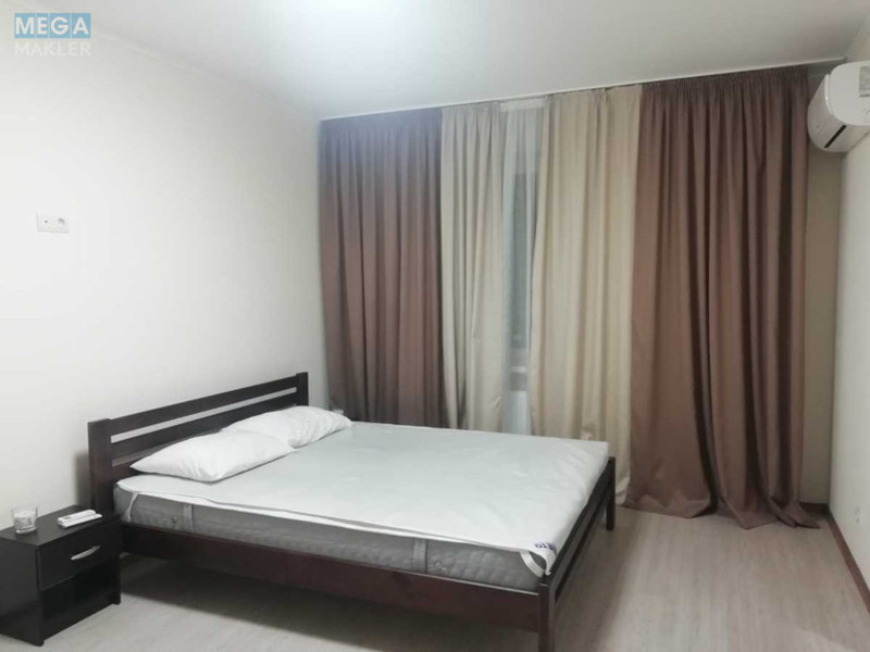 Продаж 1 кімнатної квартири (43/18/10), 21 пов. 25 пов. будинку, <a class="location-link" href="/kiev/" title="Недвижимость Київ">Київ</a>, <a class="location-link" href="/kiev/goloseevskij/" title="Недвижимость Голосіївський район">Голосіївський р-н</a>, Академіка Глушкова просп., 9є (изображение 5)