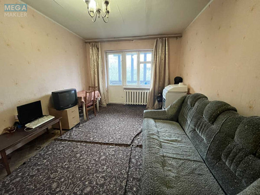 Продаж 2 кімнатної квартири (46/?/6), 5 пов. 5 пов. будинку, <a class="location-link" href="/kiev/" title="Недвижимость Київ">Київ</a>, <a class="location-link" href="/kiev/shevchenkovskij/" title="Недвижимость Шевченківський район">Шевченківський р-н</a>, Салютна вул., 8 (изображение 23)