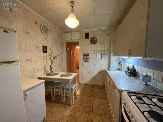 Продаж 1 кімнатної квартири (43/?/8), 2 пов. 14 пов. будинку, <a class="location-link" href="/kiev/" title="Недвижимость Київ">Київ</a>, <a class="location-link" href="/kiev/pecherskij/" title="Недвижимость Печерський район">Печерський р-н</a>, Московська вул., 17-2 (изображение 3)