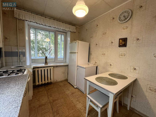 Продаж 1 кімнатної квартири (43/?/8), 2 пов. 14 пов. будинку, <a class="location-link" href="/kiev/" title="Недвижимость Київ">Київ</a>, <a class="location-link" href="/kiev/pecherskij/" title="Недвижимость Печерський район">Печерський р-н</a>, Московська вул., 17-2 (изображение 6)