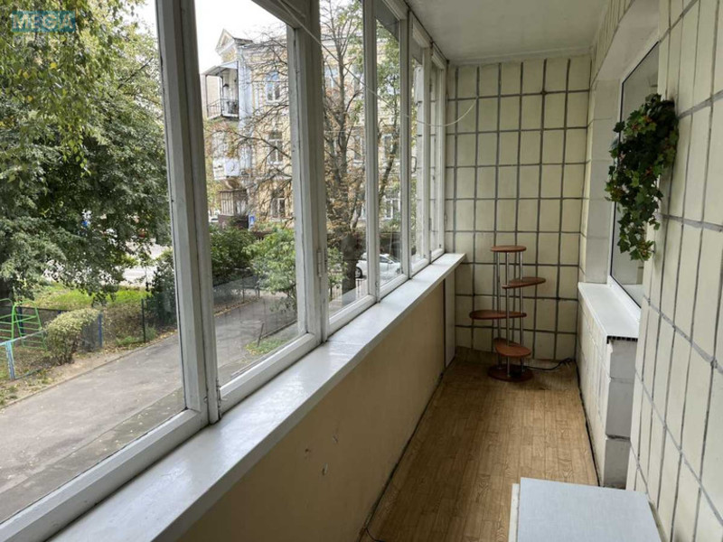 Продаж 1 кімнатної квартири (43/?/8), 2 пов. 14 пов. будинку, <a class="location-link" href="/kiev/" title="Недвижимость Київ">Київ</a>, <a class="location-link" href="/kiev/pecherskij/" title="Недвижимость Печерський район">Печерський р-н</a>, Московська вул., 17-2 (изображение 11)