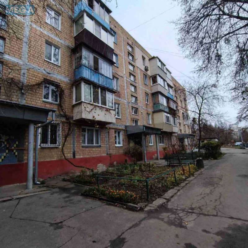 Продаж 2 кімнатної квартири (47,4/28,4/8,4), 4 пов. 5 пов. будинку, <a class="location-link" href="/kiev/" title="Недвижимость Київ">Київ</a>, <a class="location-link" href="/kiev/svyatoshinskij/" title="Недвижимость Святошинський район">Святошинський р-н</a>, Тулузи вул., 22 (изображение 3)